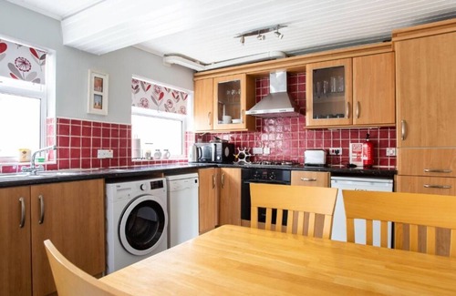 Belfast House | Belfast city centre refurbished Victorian Terraced house.