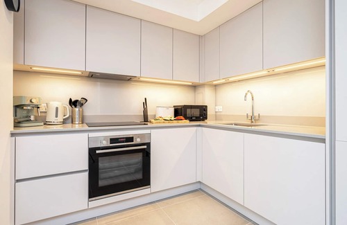 Belgravia Apartment | Belgravia Residence - Luxury Two-Bedroom Apartment