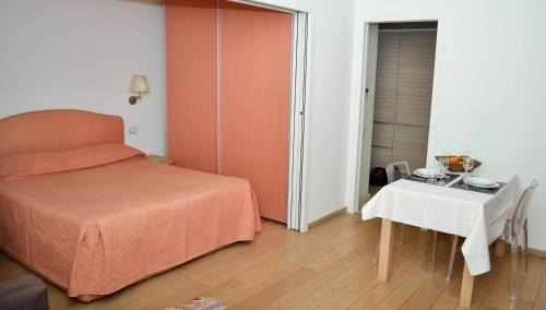 Tre Torri Apartment | Belisario Fiera Milano Apartment
