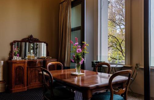 Dunedin City Centre Apartment | Bell Hill Apartments