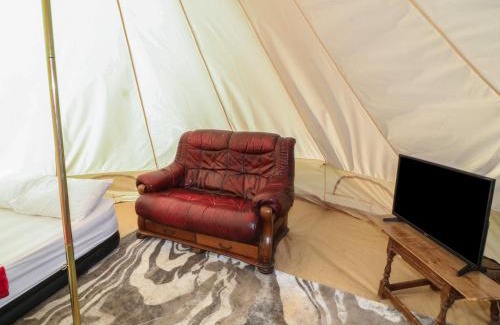 Holmesfield House | Bell Tent One