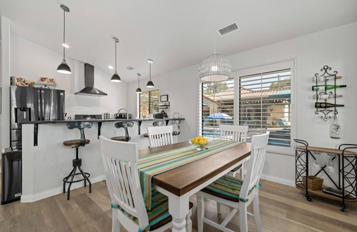 Fallbrook House | Bella Casita-A Quiet Gem Near Wine Country