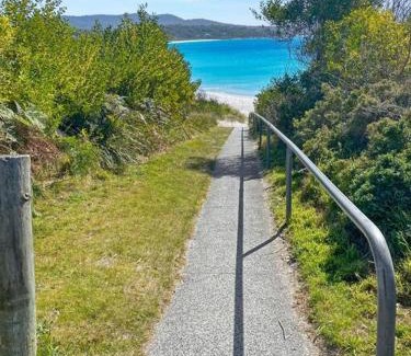 Binalong Bay House | Bella Costa - Bay of Fires Beach House