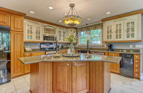 Goodlettsville House | Bella Rose Estate - romantic luxury honeymoon destination near downtown