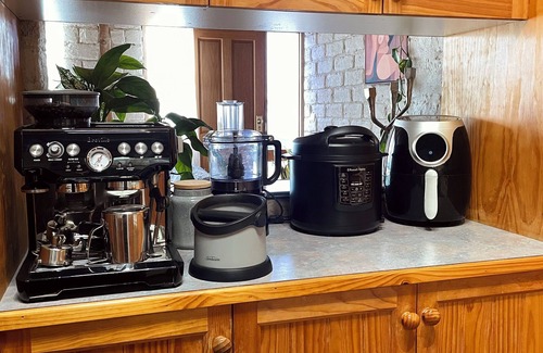 Clifton Springs House | Bella The Muddy (3bd, 1 bath, Wifi, Loads Of Parking, Dog Friendly)