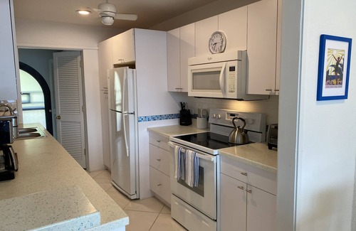 Nazareth Condo | BELLA VISTA Villa - Cowpet Bay West; Beach, Pool, Restaurants, Views, & Breezes