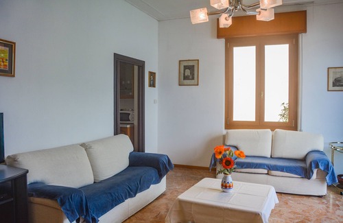 Lezzeno Apartment | Bellagio Villas - Turandot with frontlake patio and direct access to the Lake