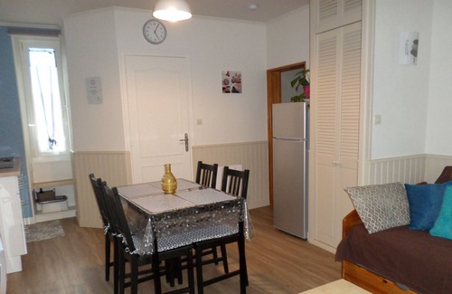 Saint-Servan Apartment | Bellalaurann shops, beach, Intra-Muros/10 minutes walk