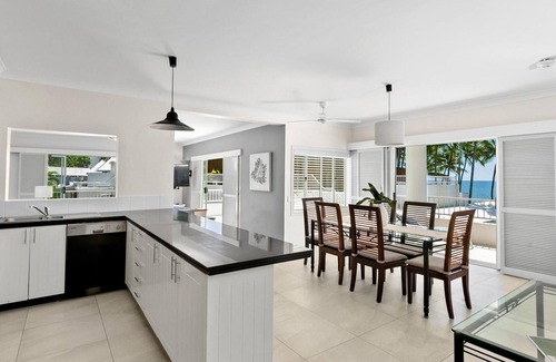 Palm Cove Apartment | Belle Escapes 48 Alamanda with Private Pool Palm Cove