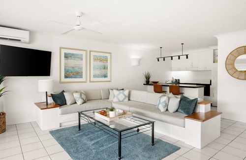 Palm Cove Apartment | Belle Escapes 88 Alamanda Palm Cove Luxury Suite with Ocean Views