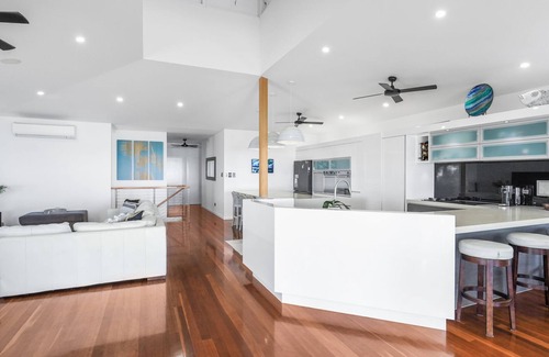 Clifton Beach House | Belle Escapes SeaChange at Clifton beach Luxury Beachfront Home
