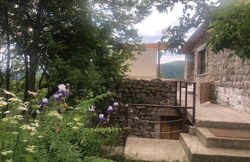 Labastide-sur-Besorgues House | Belle Maison au Cœur de la Nature