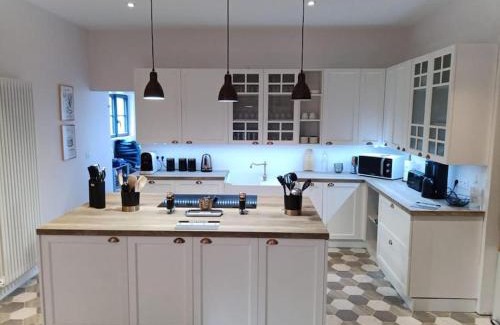 Plestin-les-Greves Villa | Belle maison de campagne d'architecte, pétanque et rando, plages à 5 min !