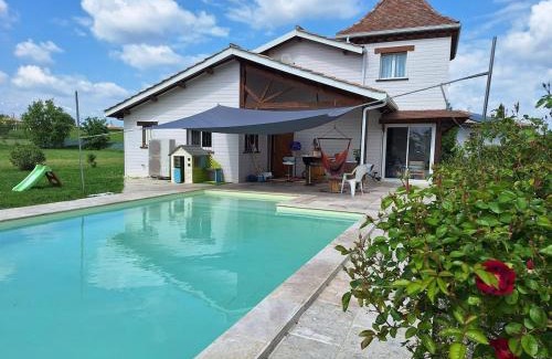 Puymiclan Villa | Belle maison de campagne