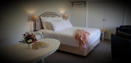 Lepperton Apartment | Belle Maison French Country Stay