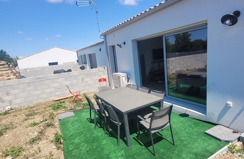 Croix Chapeau House | Belle Maison Neuve Proche Plage