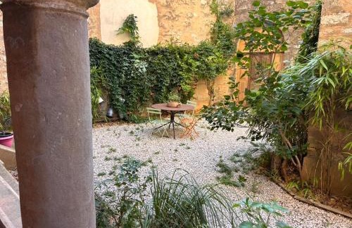 Cournonsec House | Belles chambres et SPA, en pleine nature
