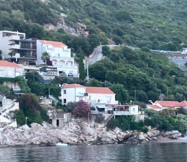 Lozica Apartment | Belleview Apartments Vrbica