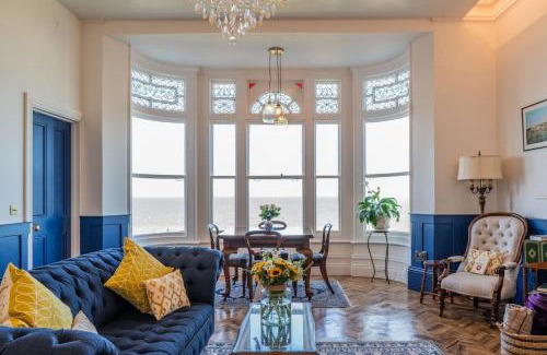 Herne Bay Apartment | Bellevue By The Bay - Luxury Beach Pad, Panoramic Sea Views