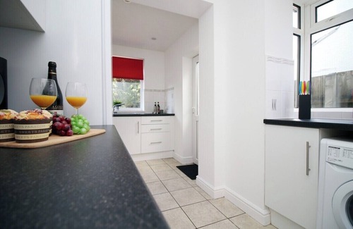 Newport House | Bellevue by Tŷ SA - Modern 3 bed in Newport