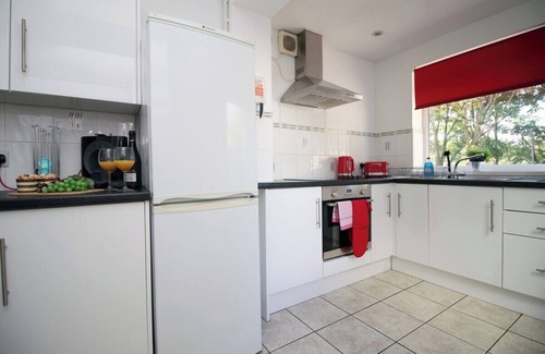 Newport House | Bellevue by Tŷ SA - Modern 3 bed in Newport