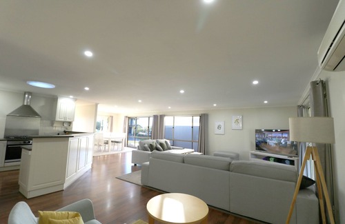 Eden Cottage | Bellevue on the Bay - Pet friendly