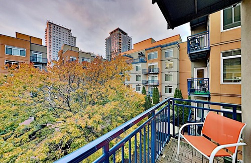 Belltown House | Belltown Court North II