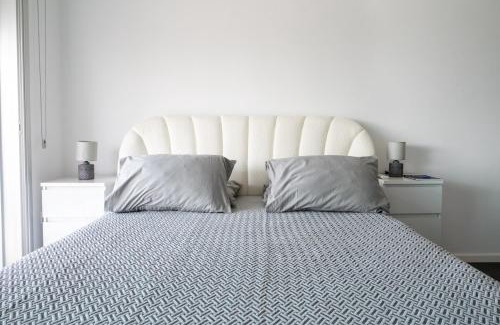 Agios Tychon Apartment | Belora Modern Studio, Sea View 100m to Beach