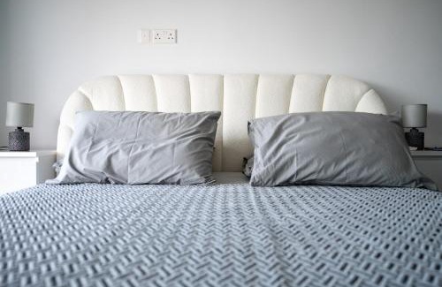 Agios Tychon Apartment | Belora Modern Studio, Sea View 100m to Beach