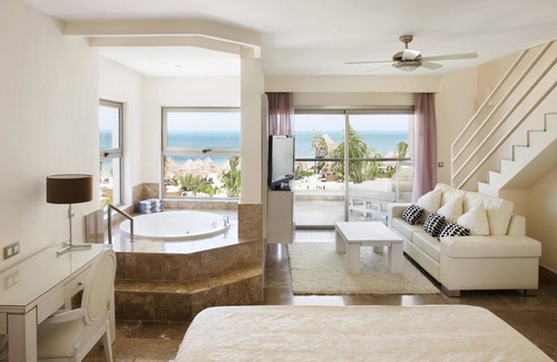 Playa Mujeres Resort | Beloved Playa Mujeres - Couples Only All Inclusive