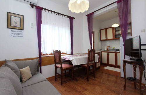 Rovinj Apartment | BELSA One-Bedroom Apartment 1