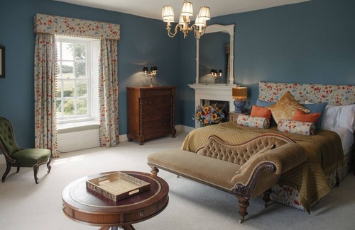 Hallington Villa | Belsay Tower Estate - Fifteen Bedroom Villa, Sleeps 30