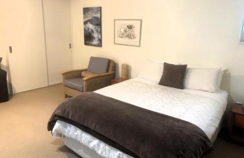 South Hobart Apartment | Belton Apartments - The Studio