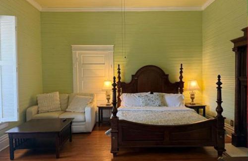Anderson County Bed & Breakfast | Belton Bed and Breakfast