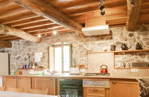 Panton Other | Belvilla by OYO Casa Ribeira Sacra