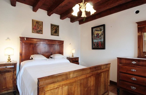 Chies House | Belvilla by OYO CASA TRAME DEGLI ANGELI