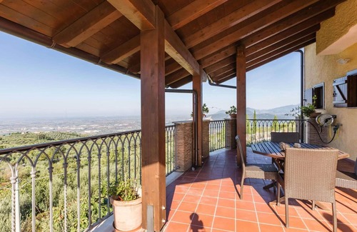 Sonnino Villa | Belvilla by OYO Villa Casetta