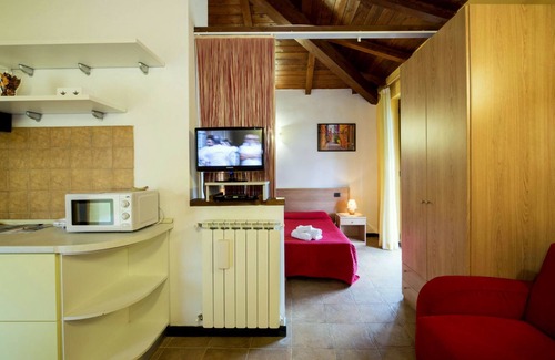 Montebello di Mezzo House | Belvilla by OYO Montebello Mono C