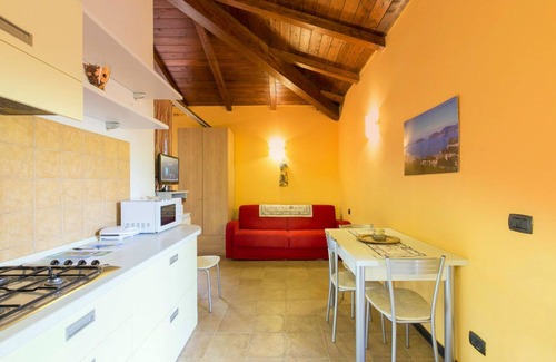 Montebello di Mezzo House | Belvilla by OYO Montebello Mono C