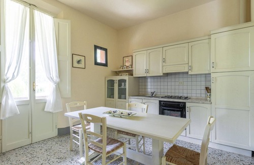 Palaia House | Belvilla by OYO Casa Rossa 8 pax