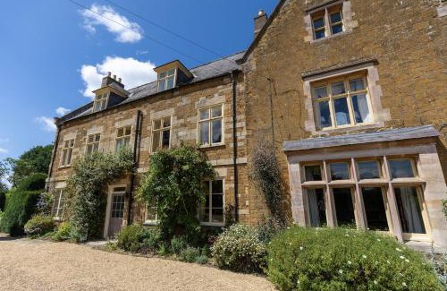 Redmile House | Belvoir Lodge - Sleeps 18 - Belvoir Castle