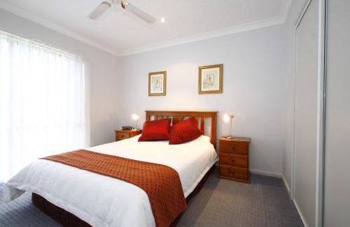 West Wodonga Hotel | Belvoir Village Motel & Apartments Wodonga