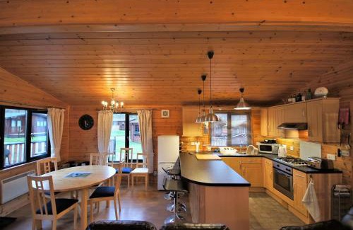 Rowardennan Ski Chalet | Ben Lomond Lodge