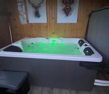 Banavie House | Ben Nevis Manor Lodge & Indoor Private Hot-Tub