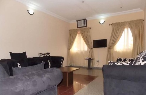 Umuahia Hotel | Benac Suites Hotel