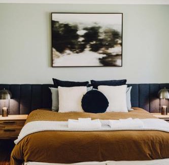 Nashdale House | Bendalong - Rural Retreat, Short Drive to CBD