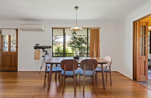 Nashdale House | Bendalong - Rural Retreat, Short Drive to CBD
