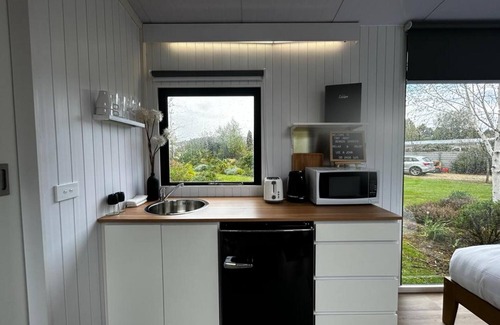 Ettrick House | Benger Garden 2 by Tiny Away