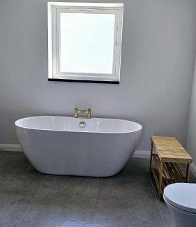 Banbridge House | Benji & Milo's Farmhouse