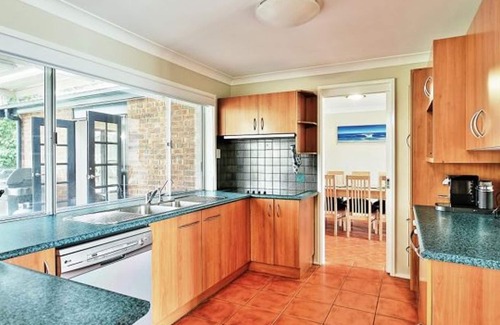 Vincentia House | Benjos by Experience Jervis Bay